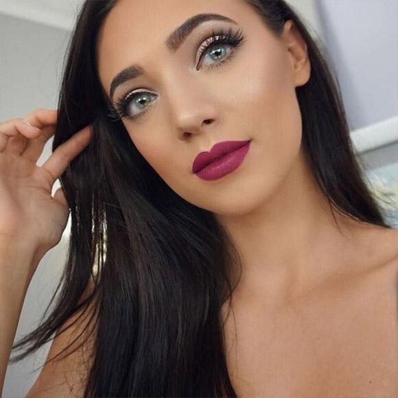 MAC Satin Lipstick in Rebel (Deep Bright Berry) - Picture 5 of 16